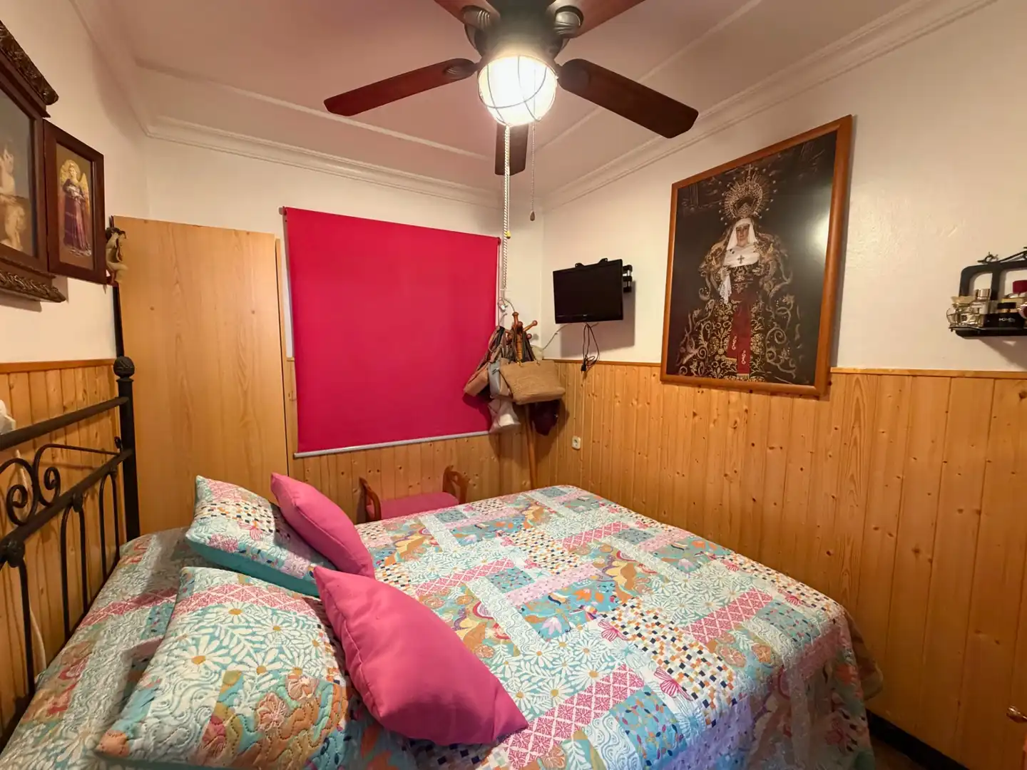 Dormitori de Casa o xalet en venda en Álora amb Aire condicionat, Terrassa i Moblat