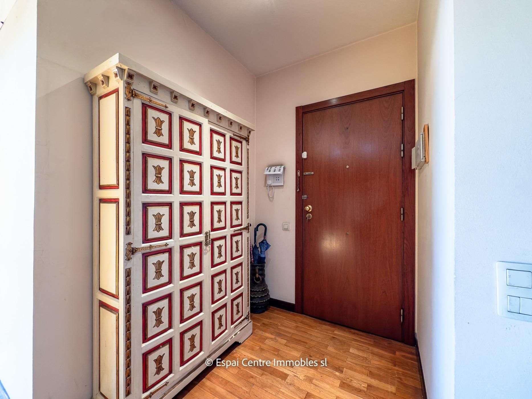 Flat for sale in Terrassa  with Air Conditioner, Heating and Parquet flooring