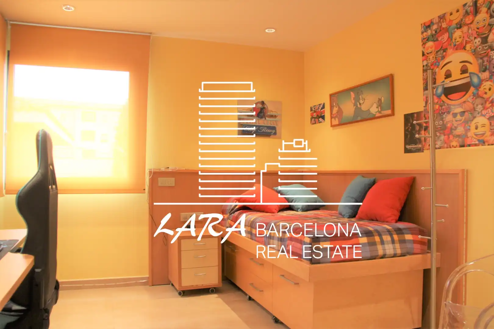 Habitación de Casa o chalet en venta en Viladecans con Aire acondicionado, Calefacción y Jardín privado