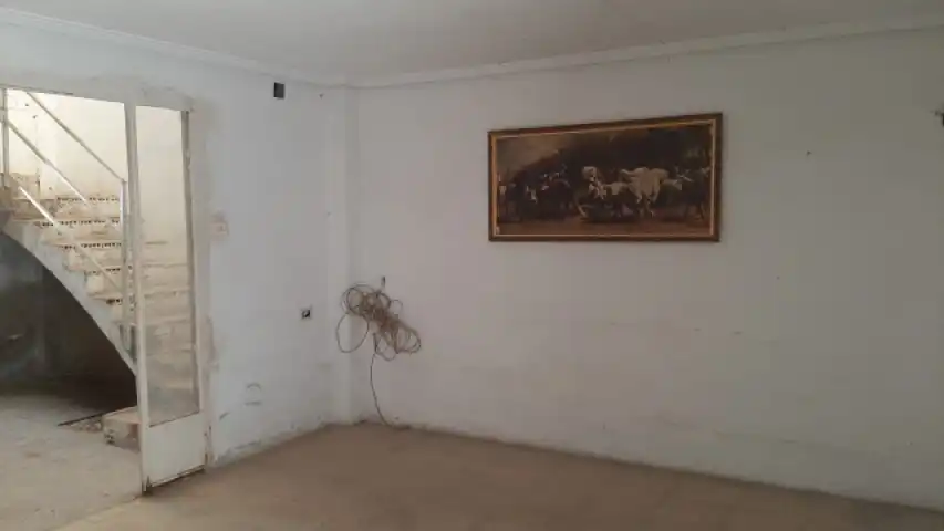 Casa adosada en venda a VILLA ADEL, L'Alcúdia de Crespins