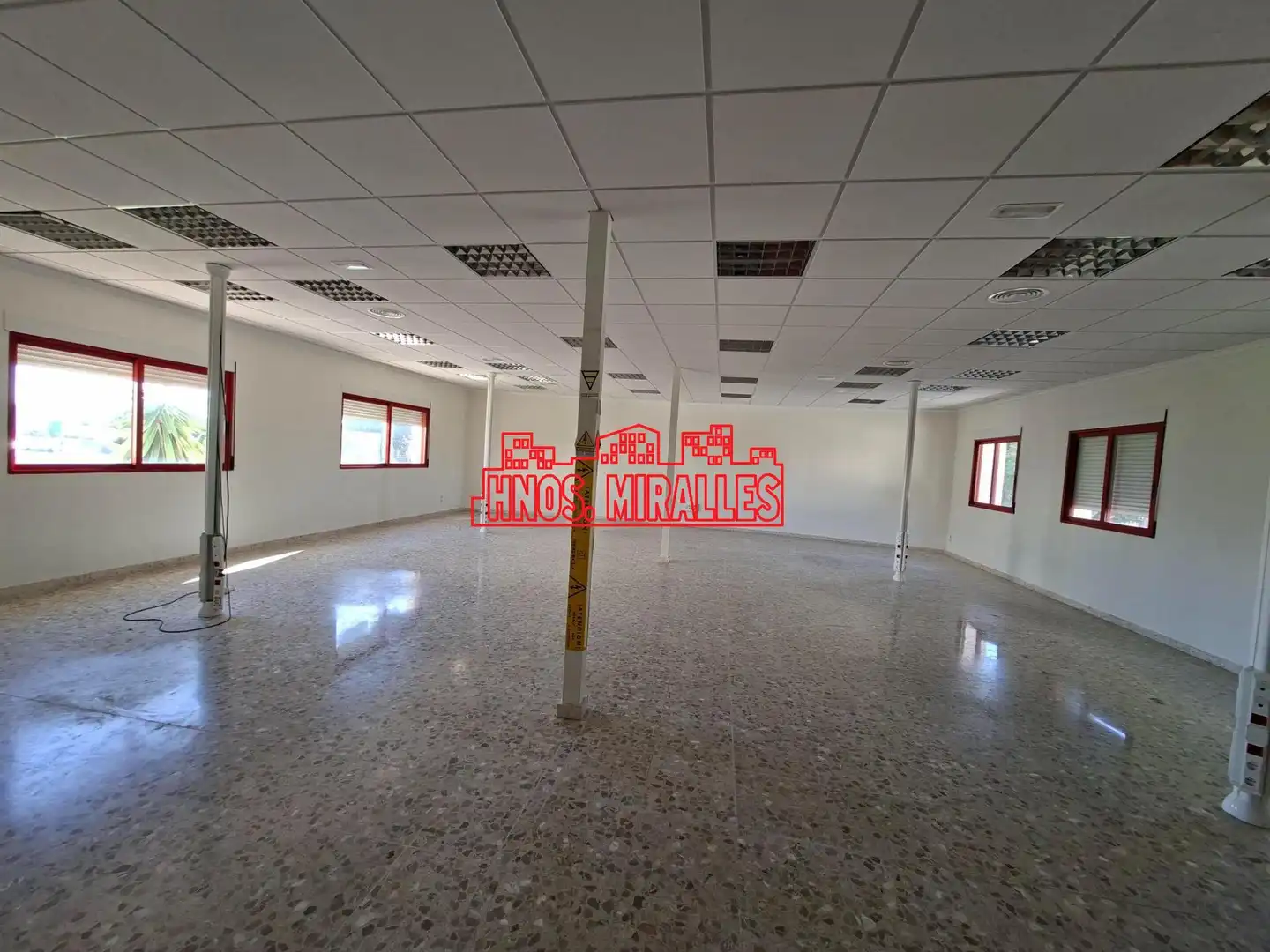 Ufficio in affitto a Las Bayas, imagen 13