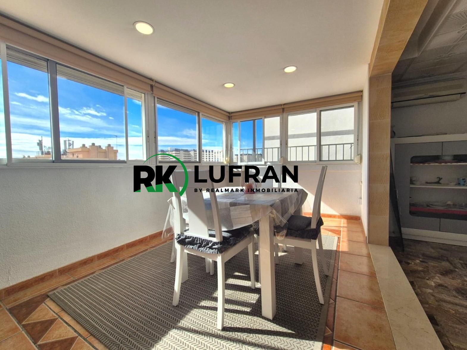 Vista exterior de Piso en venta en Alicante / Alacant con Aire acondicionado