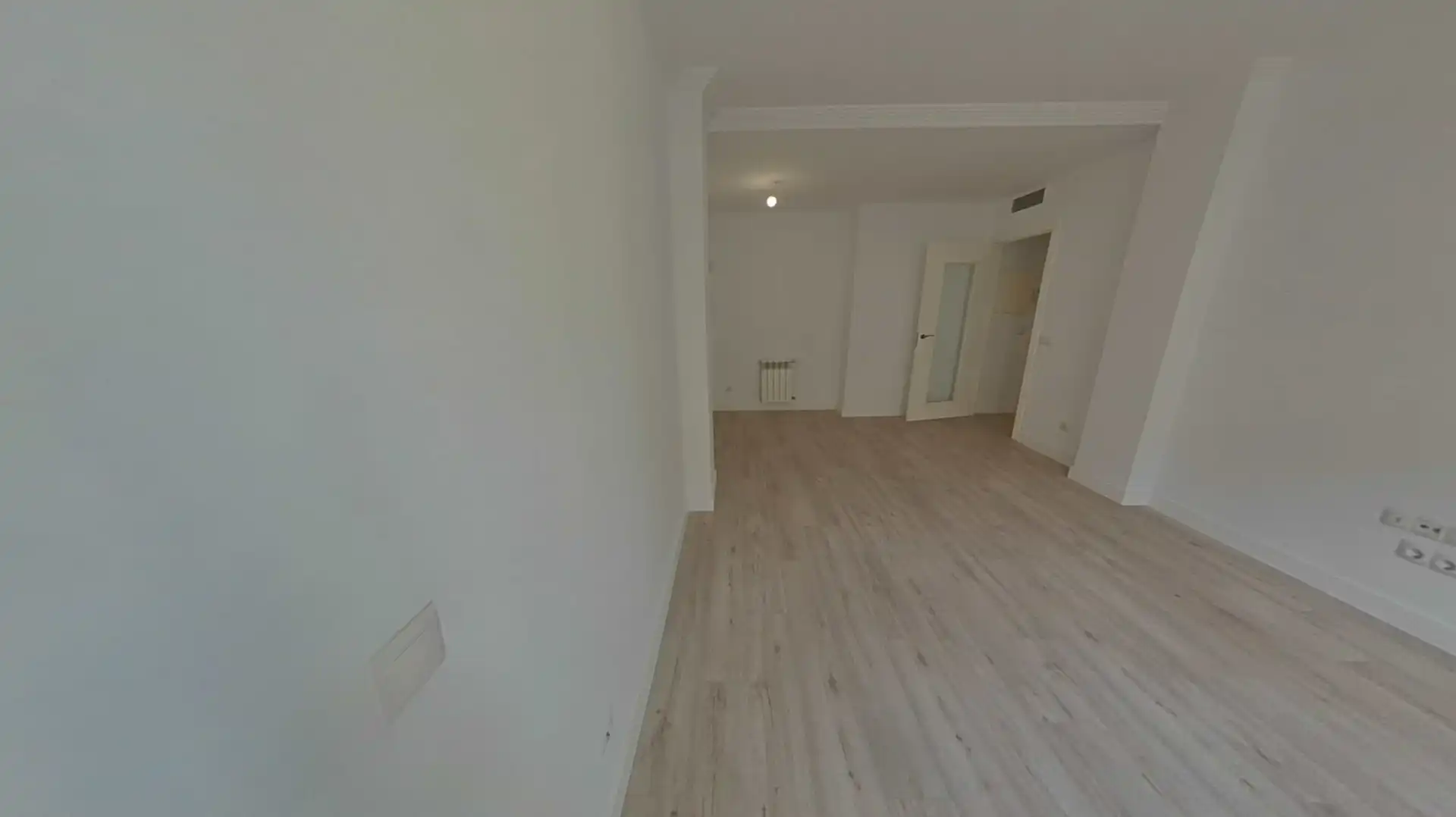 Bedroom of Flat for sale in Madrid  with Air Conditioner, Heating and Parquet flooring