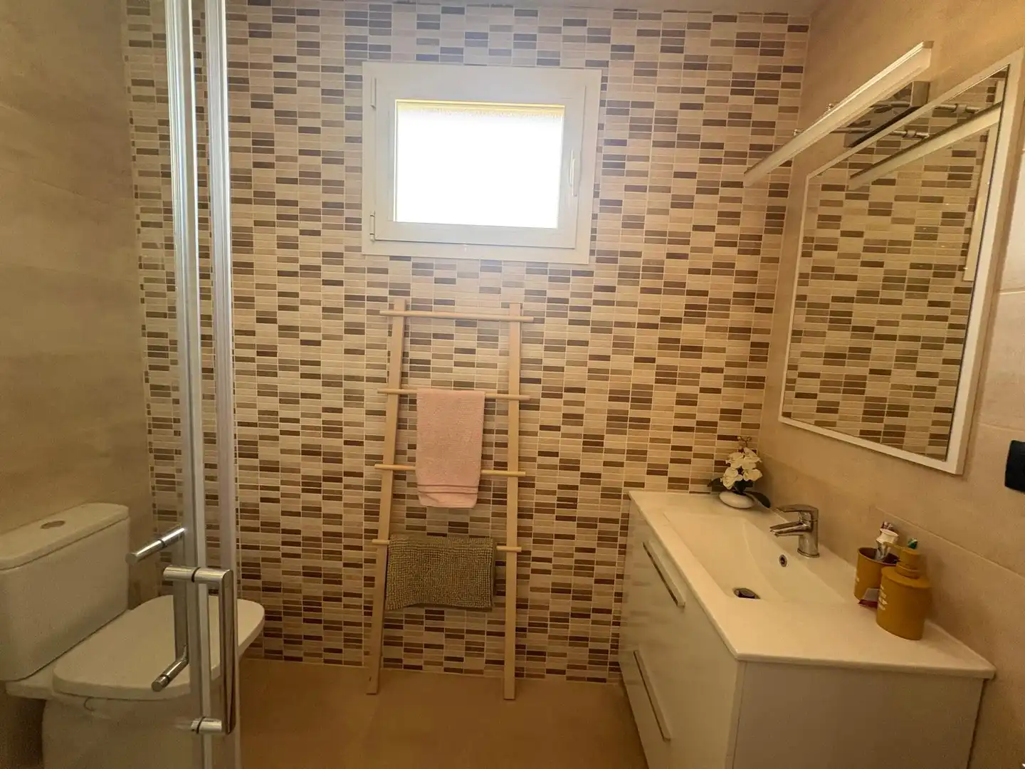 Baño de Casa adosada en venta en Uceda con Calefacción y Amueblado