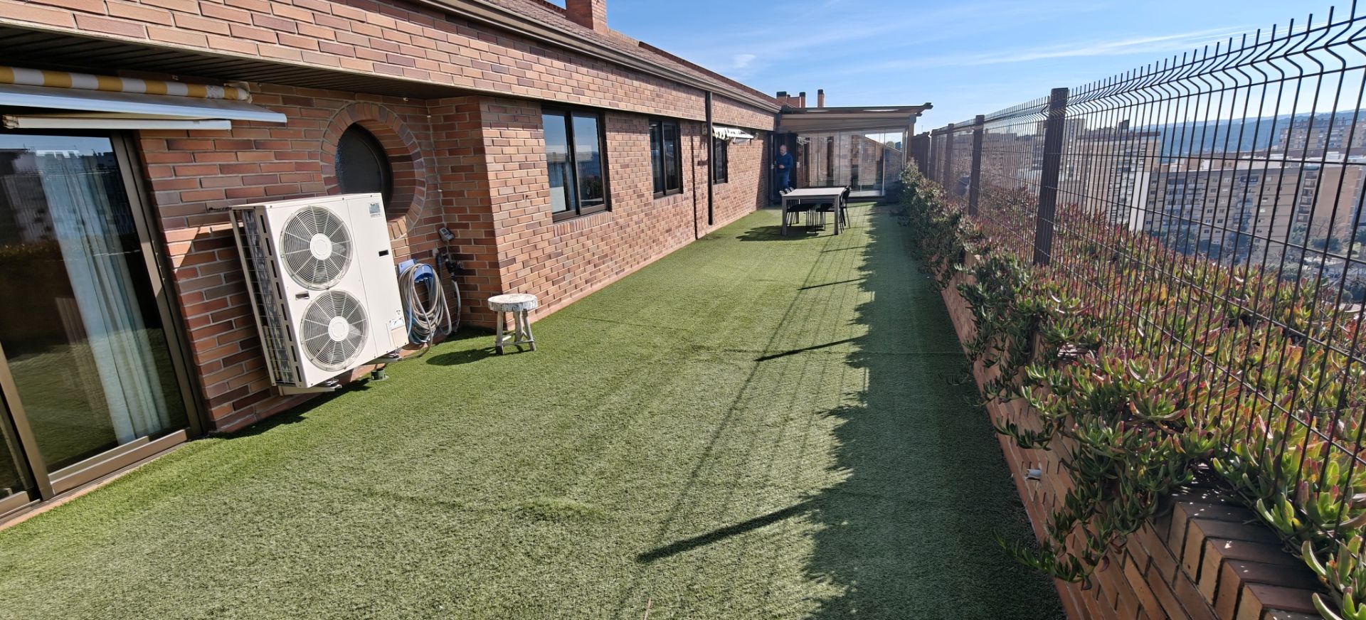 Terrace of Attic for rent in  Zaragoza Capital  with Air Conditioner, Heating and Parquet flooring