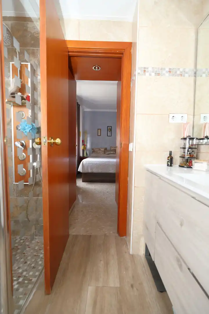 Dormitori de Casa adosada en venda en Sabadell amb Calefacció, Jardí privat i Terrassa