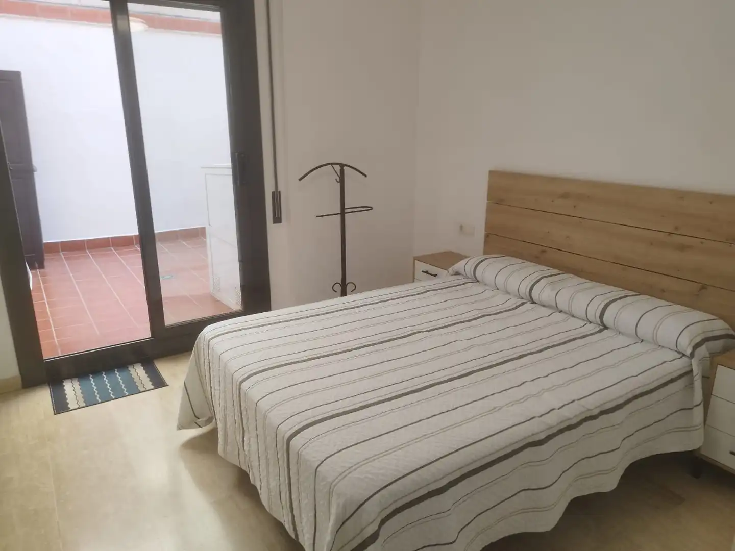 Habitación de Piso en venta en Rubí con Calefacción, Terraza y Horno