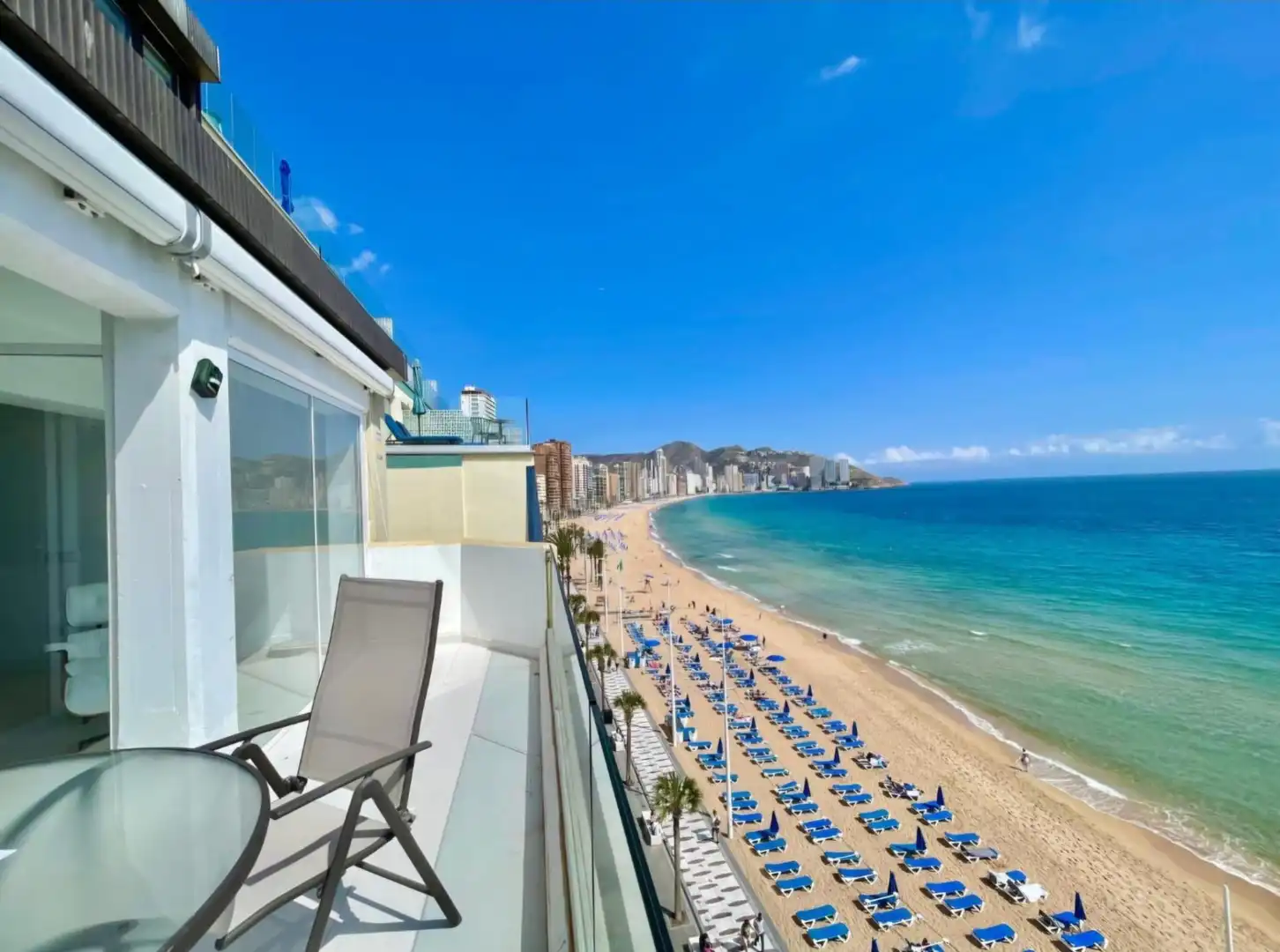 Vista exterior de Ático en venta en Madrid con Aire acondicionado, Terraza y Amueblado