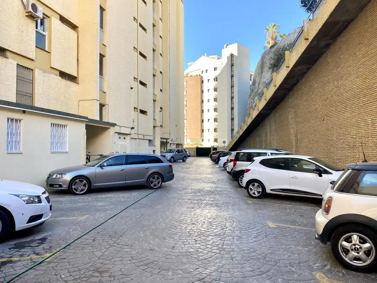 Flat for rent in Paseo Marítimo Rey de España, Las Gaviotas - Carvajal