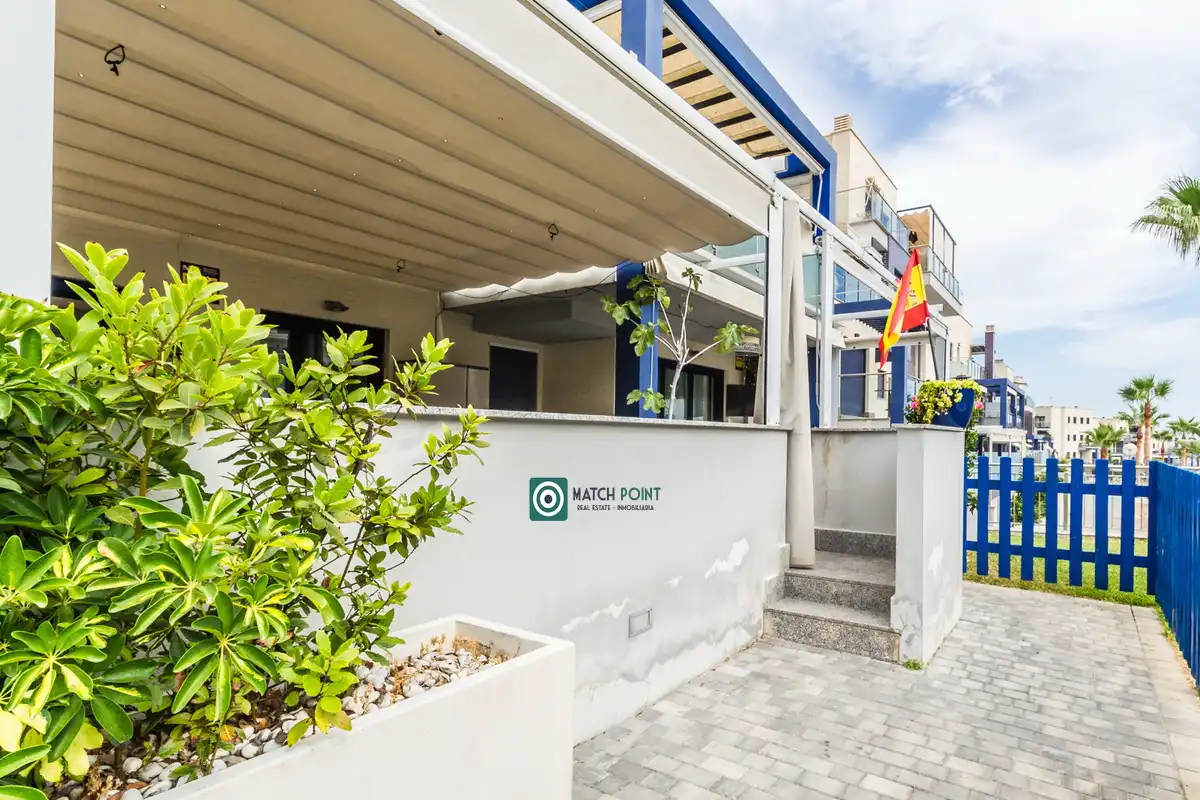 Planta baja de alquiler en Rambla de Cabria, Velilla - Velilla Taramay