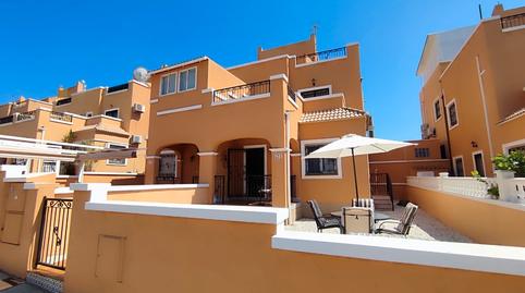 Foto 2 de Casa adosada en venda a C. Lago de Fuentilleja, La Florida, Alicante