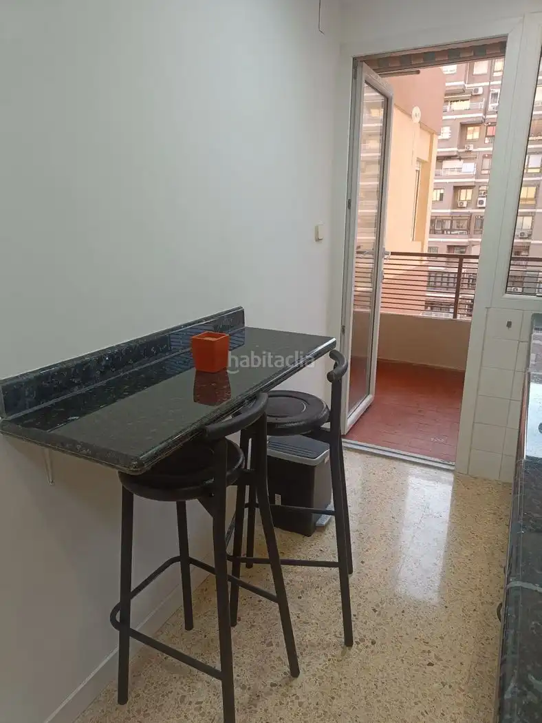 Flat with lift to rent in Avinguda de Blasco Ibáñez 154, imagen 12