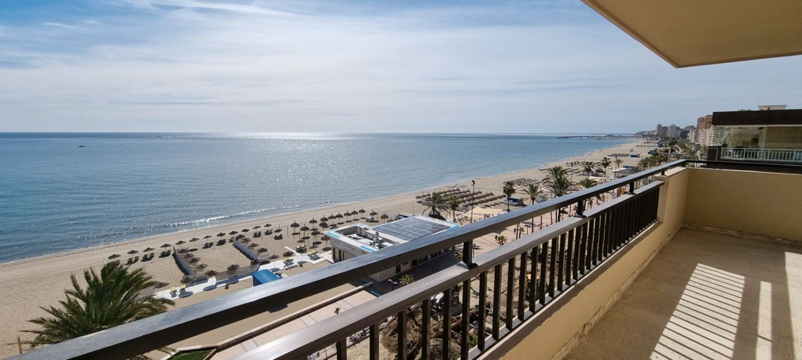 Dormitori de Apartament en venda en Fuengirola amb Aire condicionat, Calefacció i Terrassa