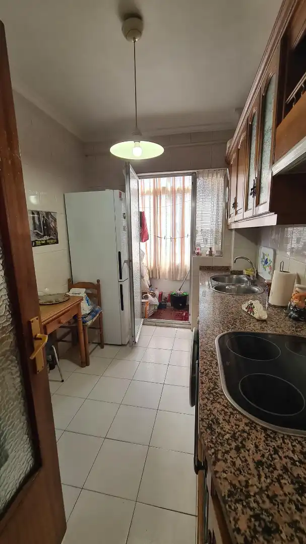 Flat with terrace for sale in Calle Doctor Villalobos 11, imagen 3