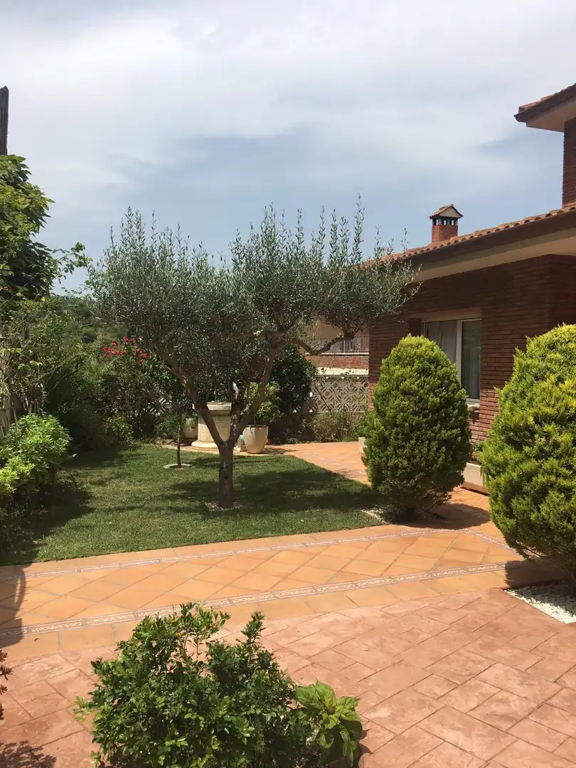 Garden of Houses for sale in Sant Boi de Llobregat  with Air Conditioner, Heating and Swimming Pool