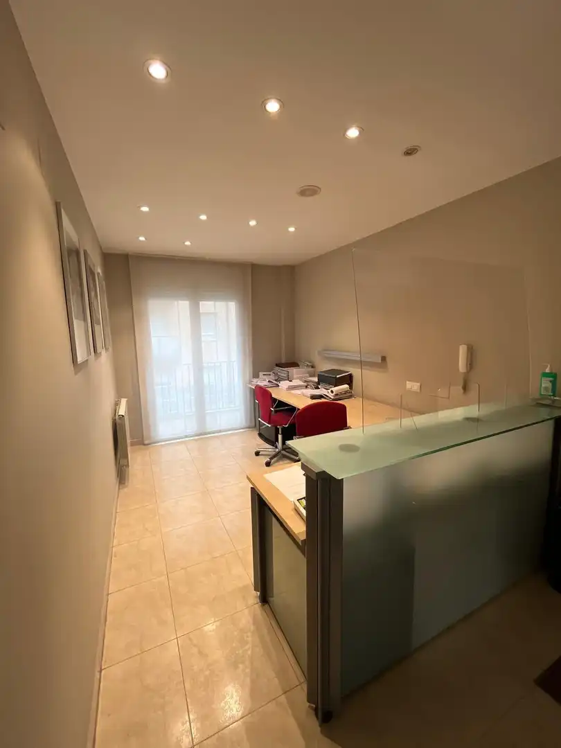 Office for rent in Salt  with Heating and Terrace