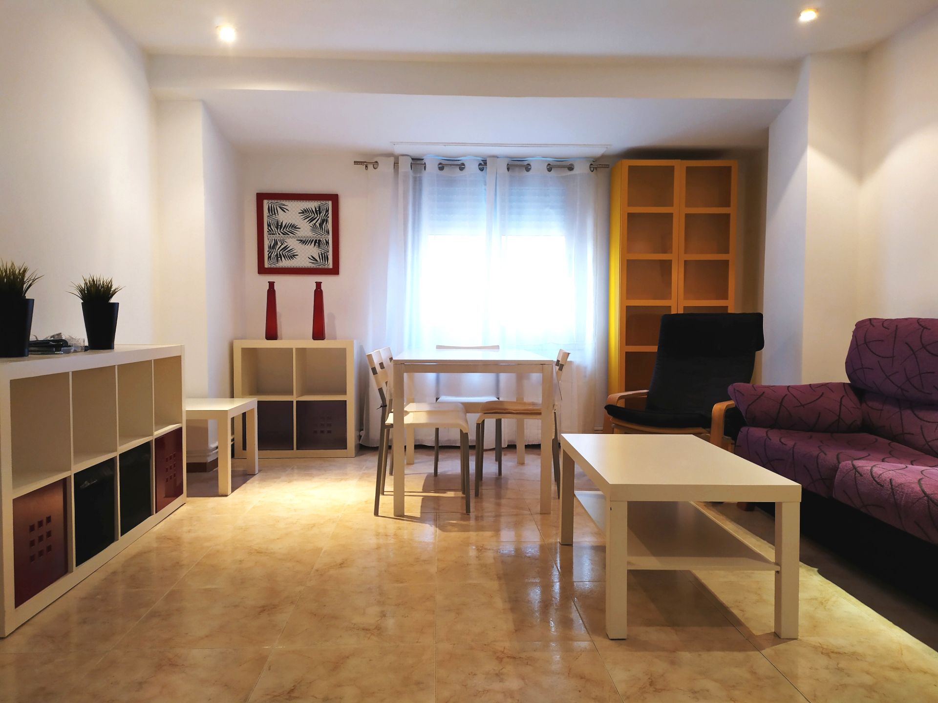 Living room of Flat to rent in  Zaragoza Capital  with Heating, Furnished and Oven