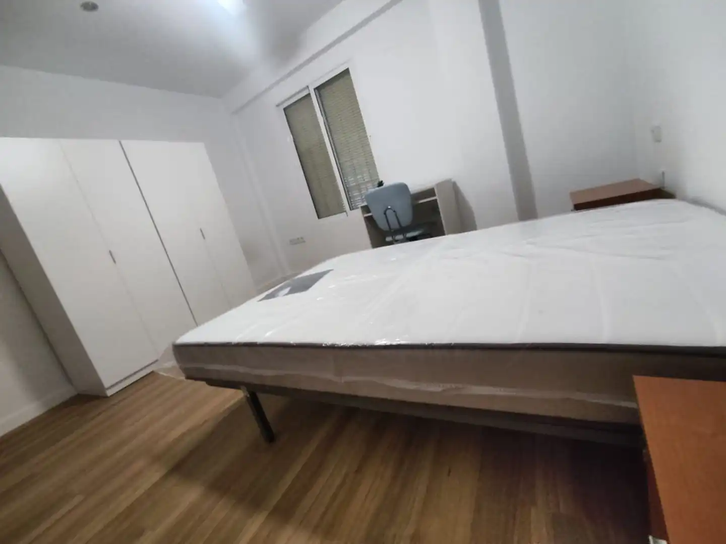 Schlafzimmer von Wohnung zur Miete in Jaén mit Heizung