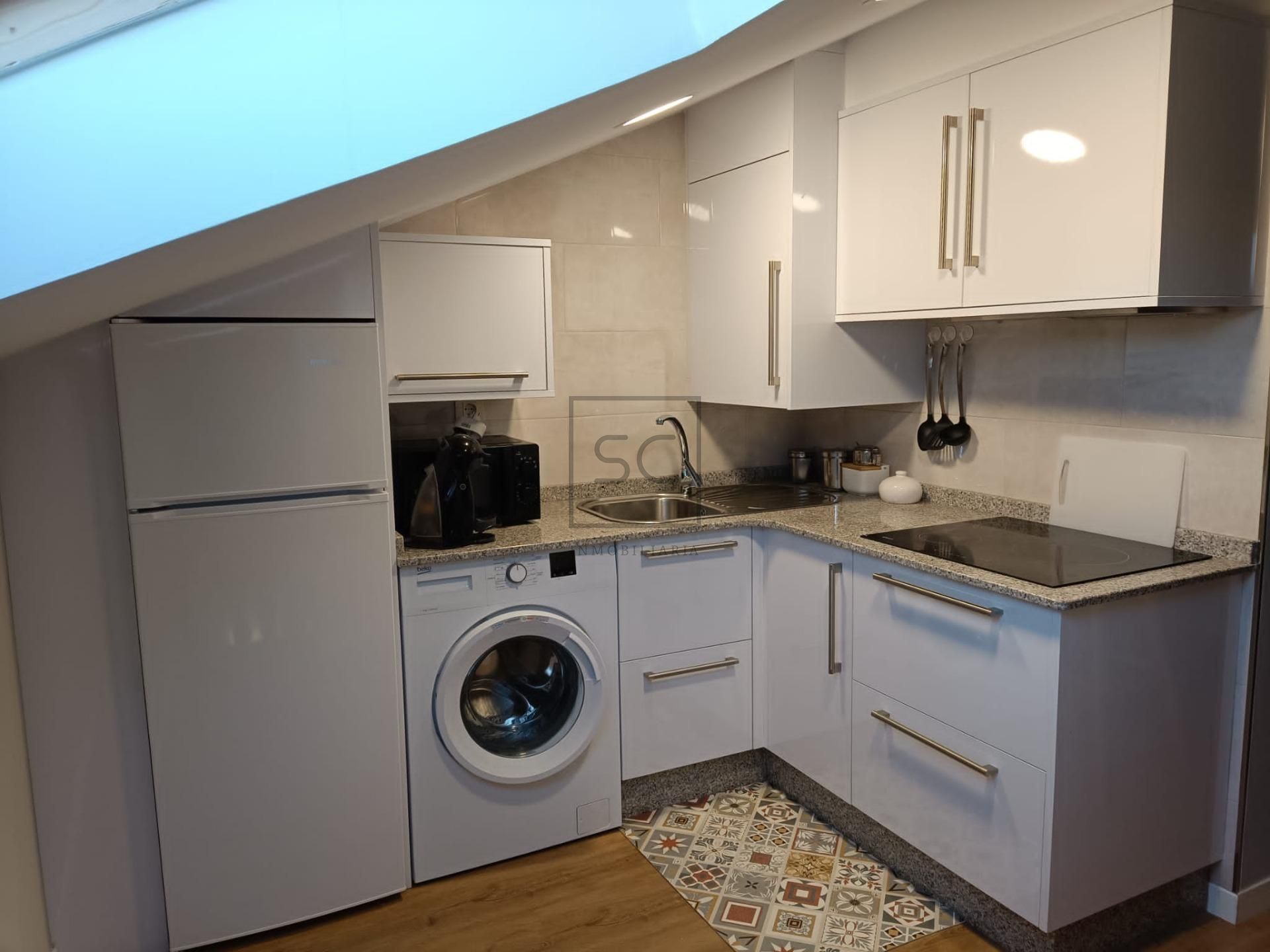 Kitchen of Attic to rent in Valdoviño  with Private garden