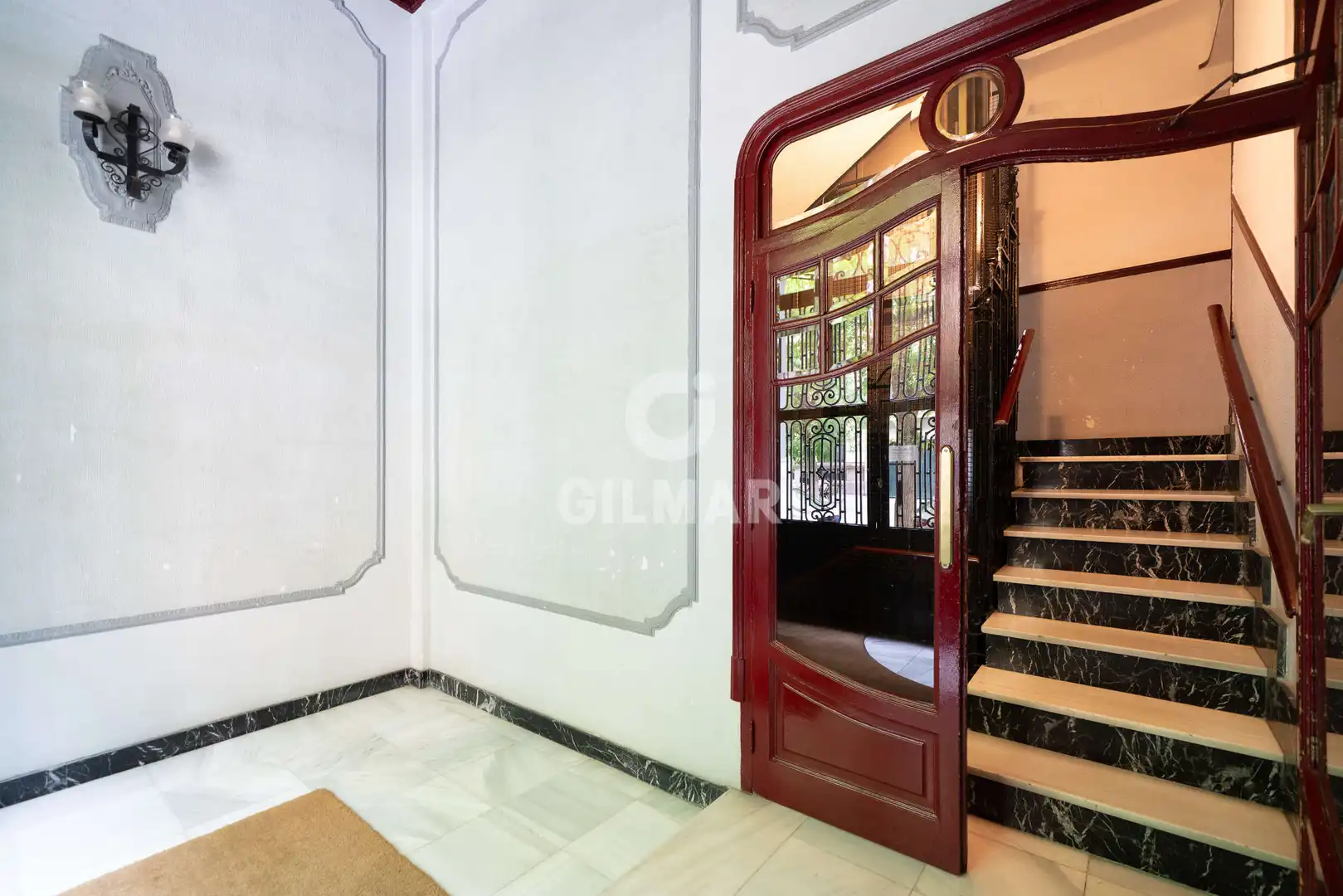 Piso en venta en Madrid con Calefacción y Balcón