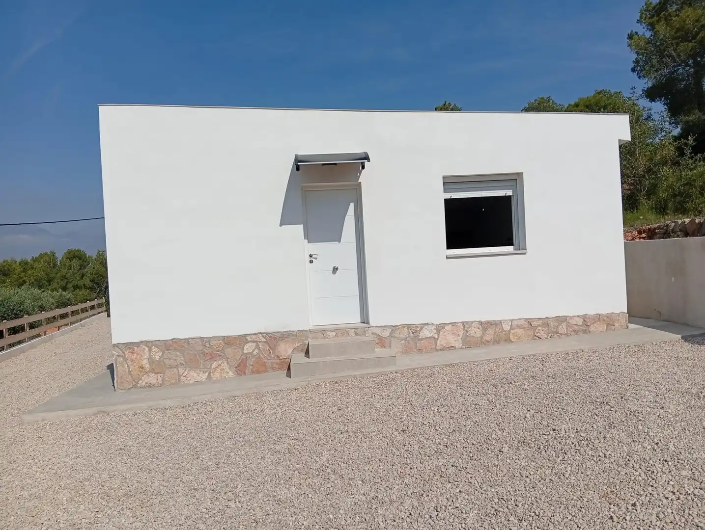 Exterior view of Country homes for sale in Tortosa  with Air Conditioner, Private garden and Storage room