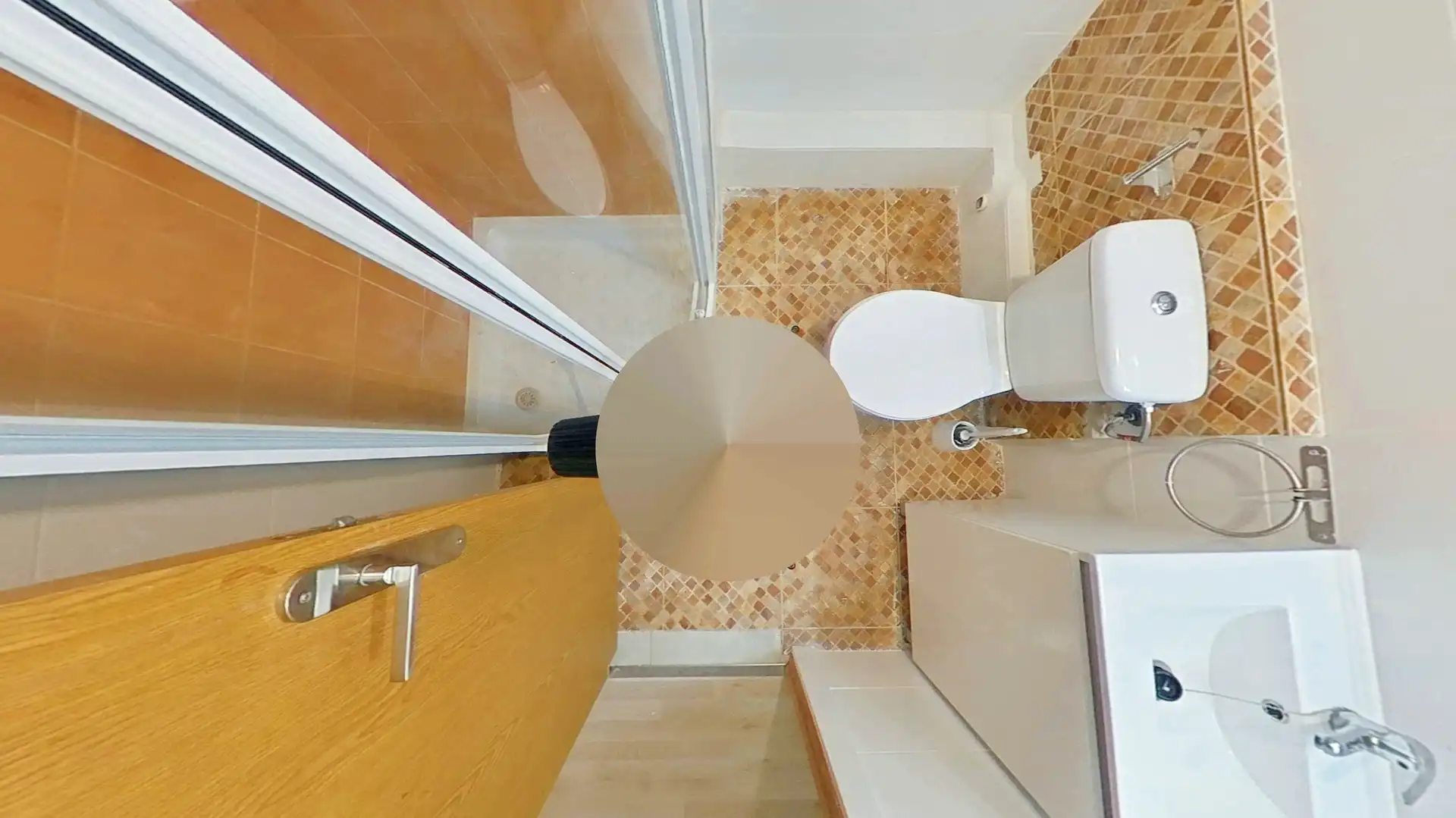 Flat for rent in Llefià