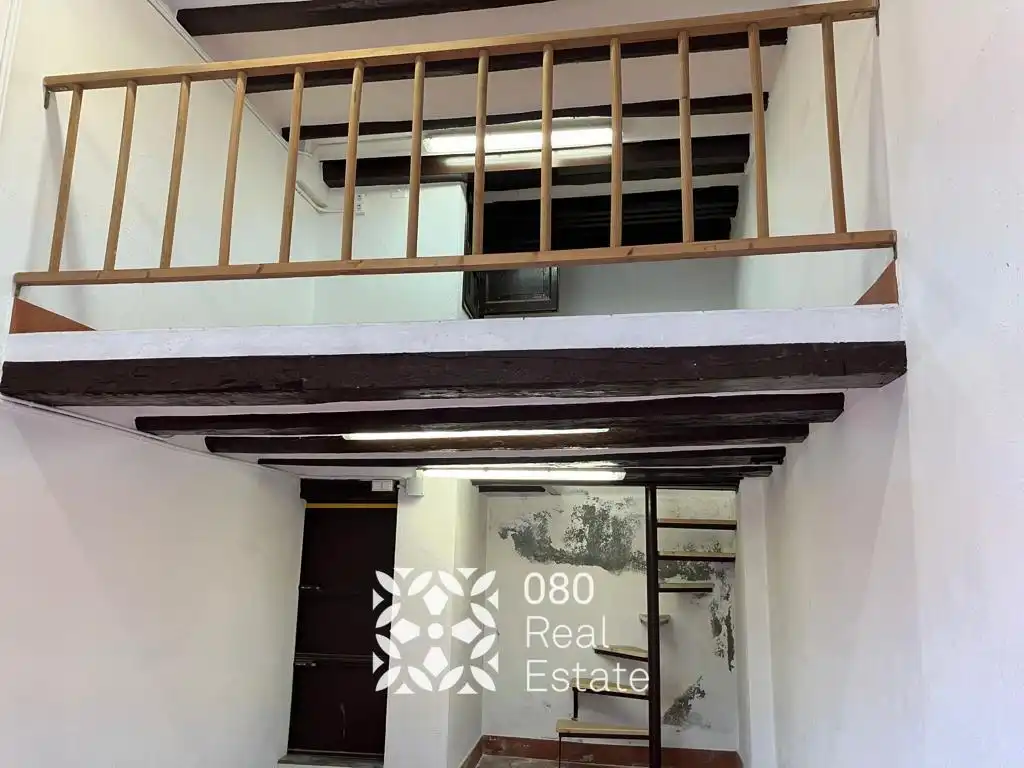 Local comercial en venda a Carrer de Colomines, imagen 3