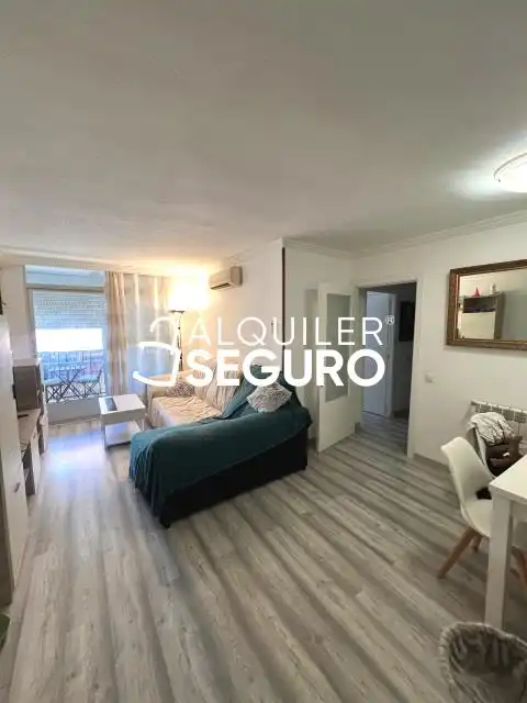 Schlafzimmer von Wohnung zur Miete in Aranjuez mit Klimaanlage, Heizung und Terrasse