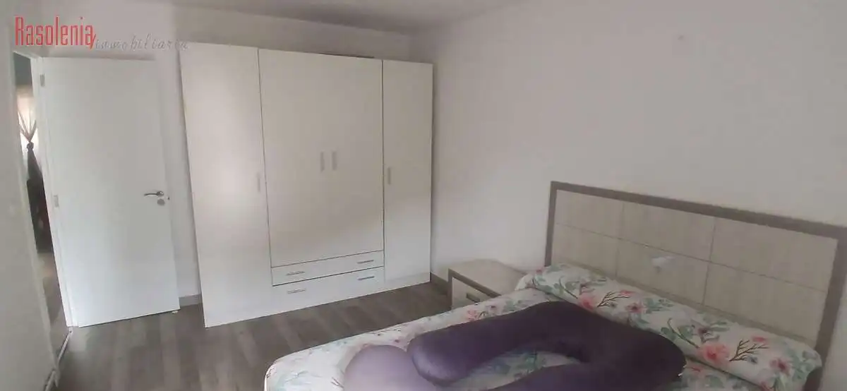 Habitación de Piso en venta en Cambre  con Calefacción, Trastero y Amueblado