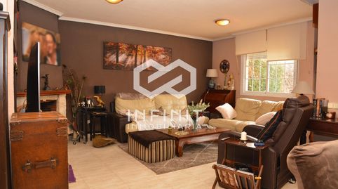 Foto 4 de Casa adosada en venda a Villanueva de la Torre, Guadalajara