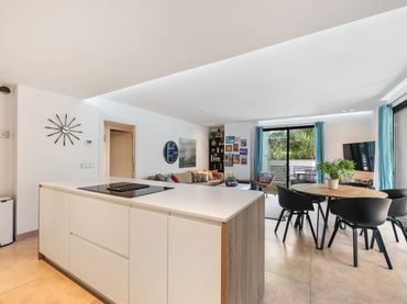 Apartament amb piscina en venda a JOSE BANUS-PTO BANUS 1