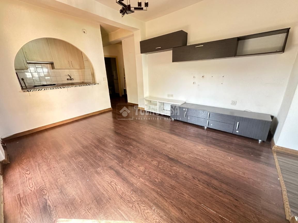 Piso en venta en Aluche, Latina