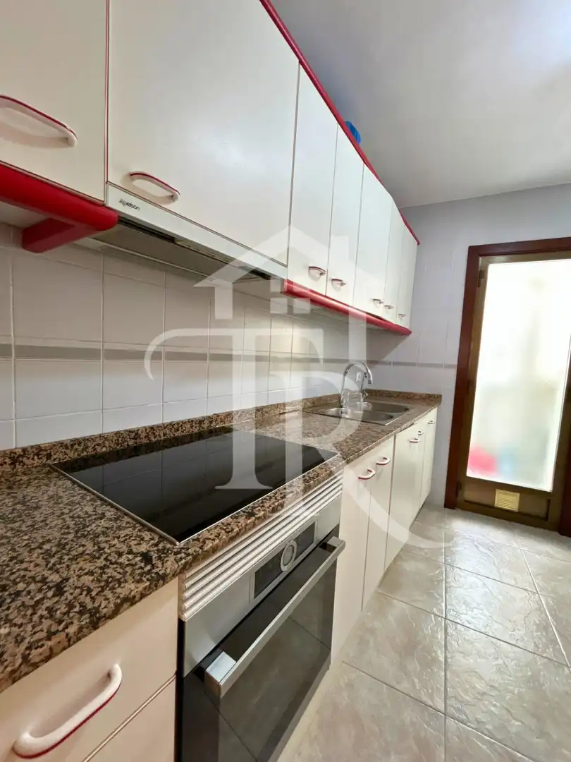 Cuina de Pis en venda en Torredembarra amb Aire condicionat i Terrassa