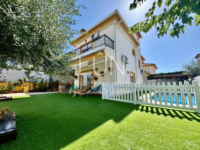 Casa-chalet en Alquiler en La Alcayna