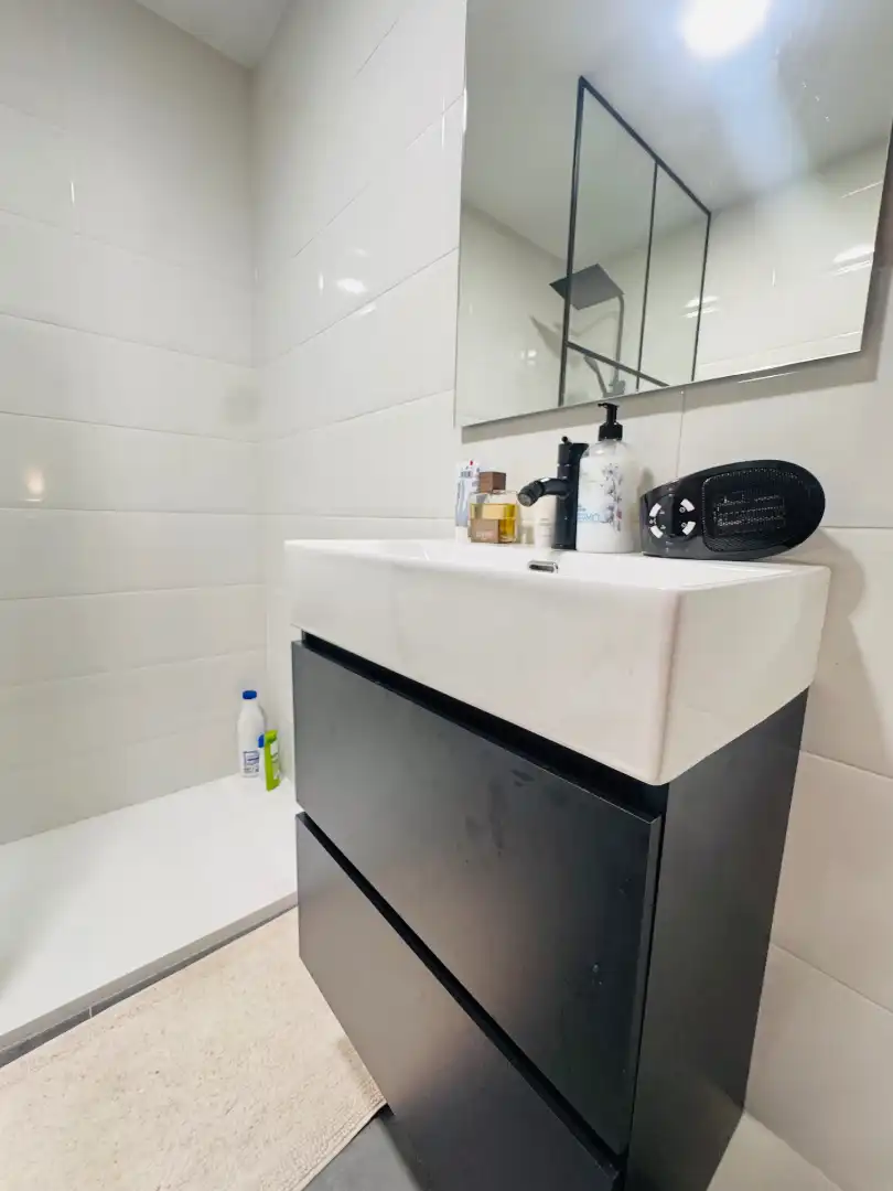 Baño de Casa adosada en venta en Laguna de Duero con Calefacción, Jardín privado y Parquet