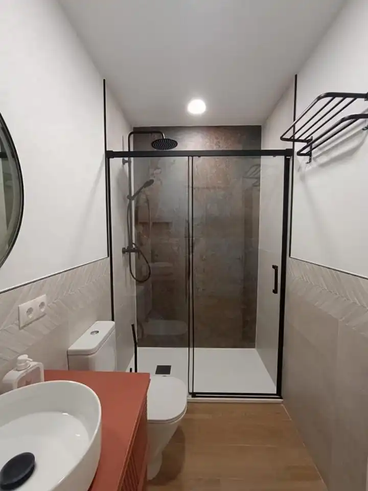 Bany de Pis de lloguer en Barrio de Salamanca