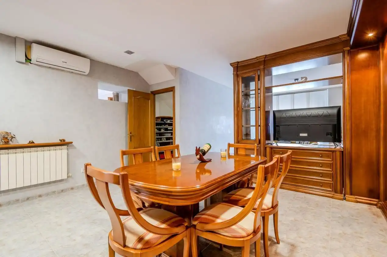 Comedor de Casa adosada en venta en Celrà