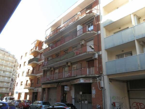 Vista exterior de Pis en venda en Reus amb Calefacció i Terrassa