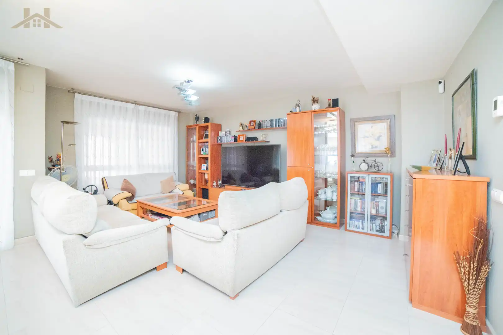 Sala de estar de Casa adosada en venta en Rivas-Vaciamadrid con Calefacción, Jardín privado y Trastero