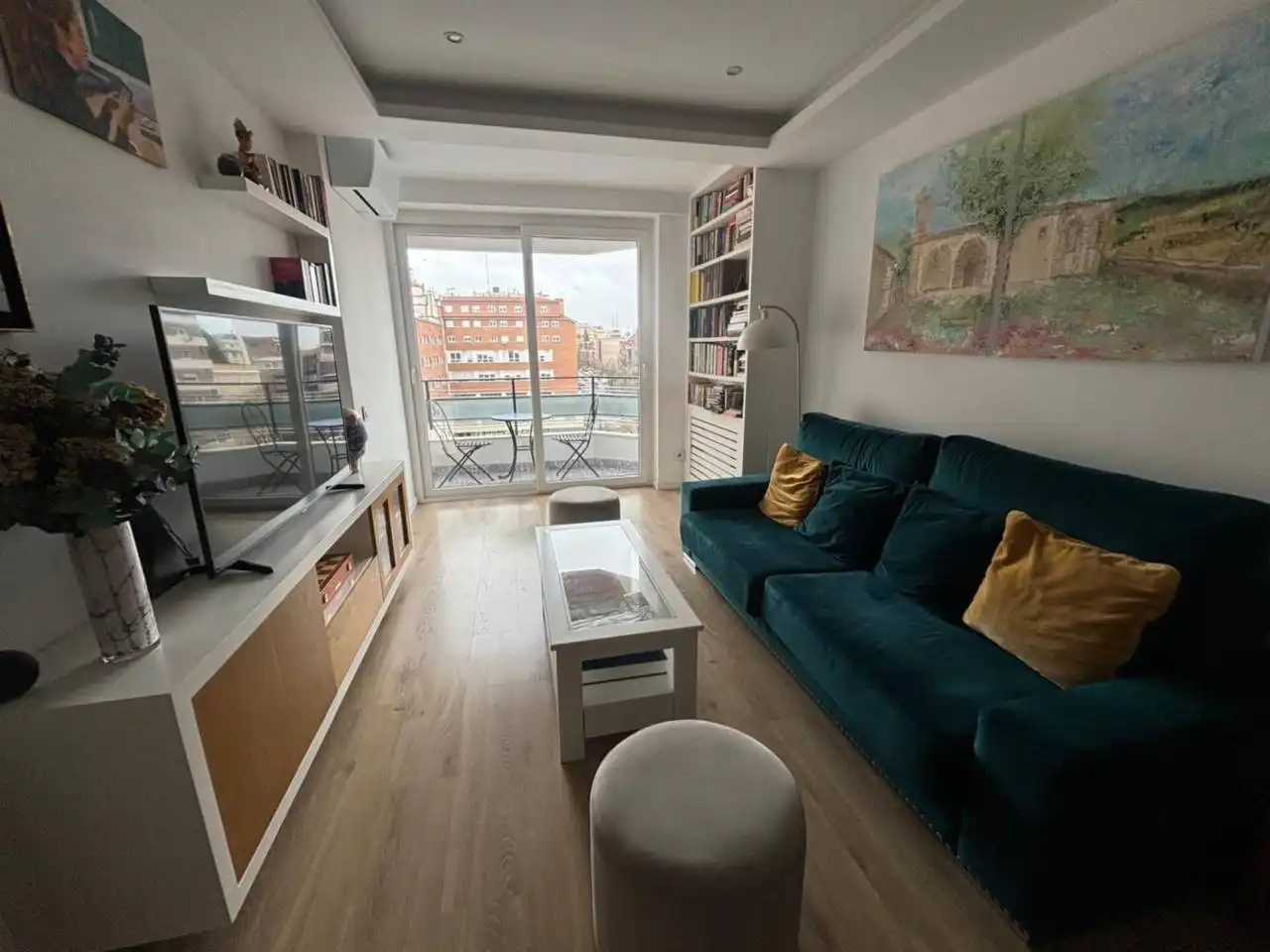 Sala de estar de Piso en venta en Madrid con Calefacción, Terraza y Trastero