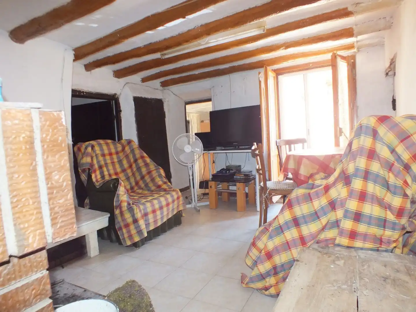 Wohnzimmer von Geschaftsraum zum Verkauf in Alquézar