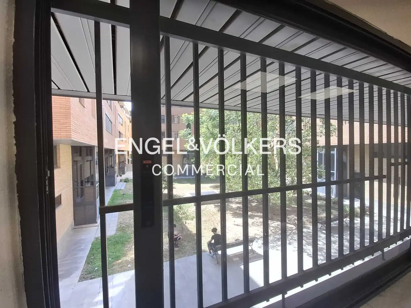 Business premises to rent in Centre, imagen 15