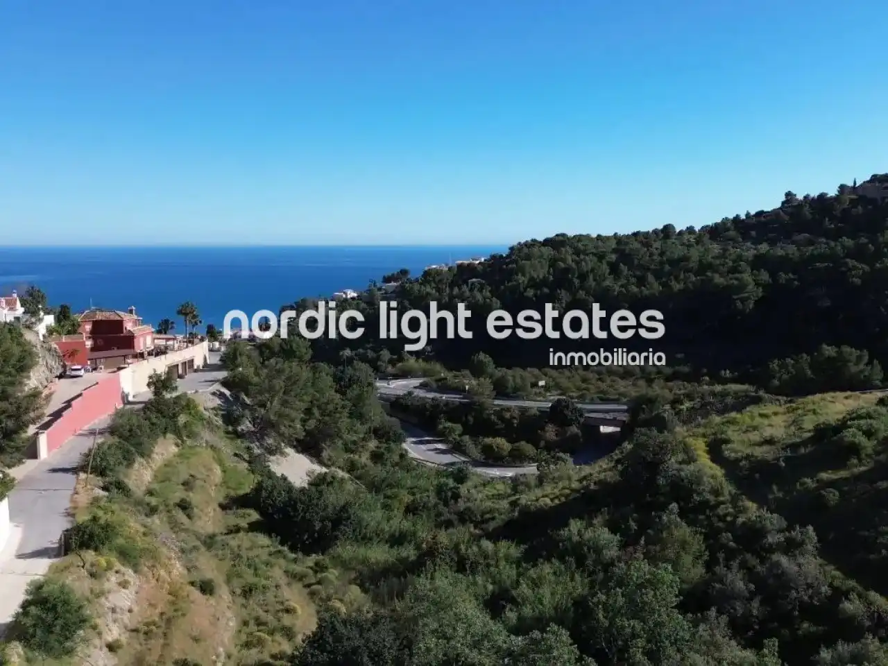 Vista exterior de Casa o chalet en venta en Almuñécar con Aire acondicionado, Terraza y Piscina