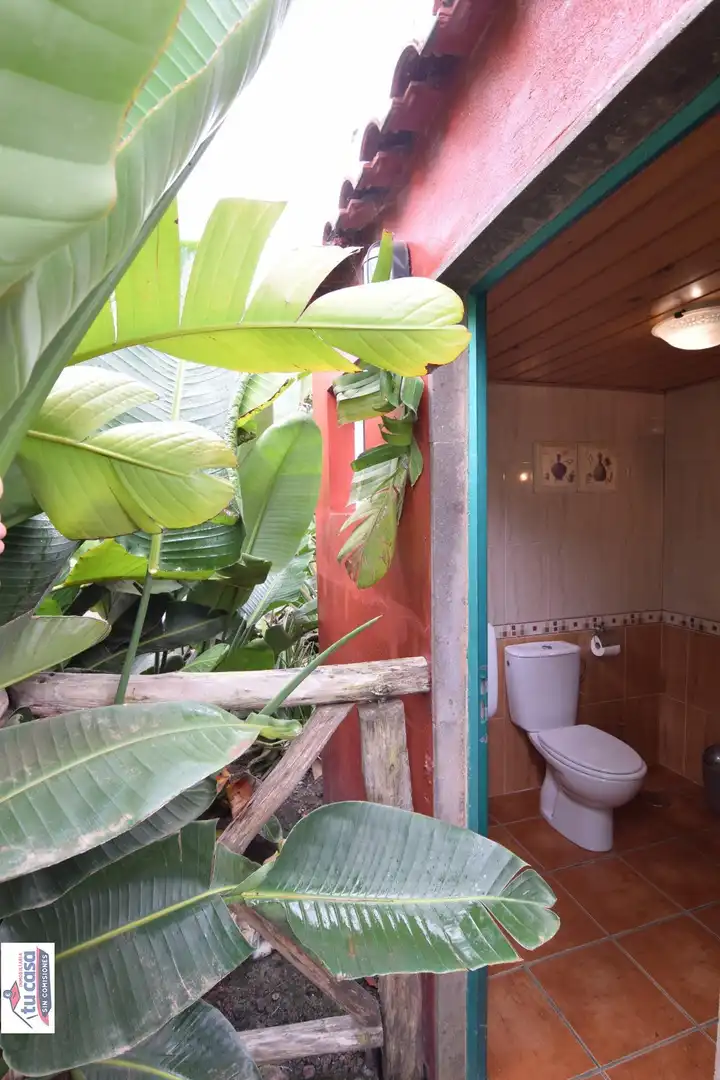 Bathroom of Houses for sale in Santa María de Guía de Gran Canaria  with Air Conditioner, Heating and Private garden