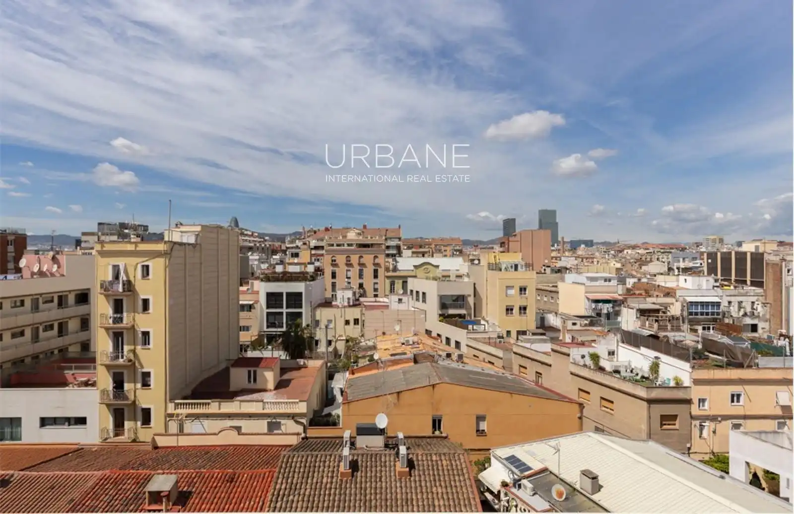 Exterior view of Flat for sale in Barcelona  with Air Conditioner, Heating and Terrace