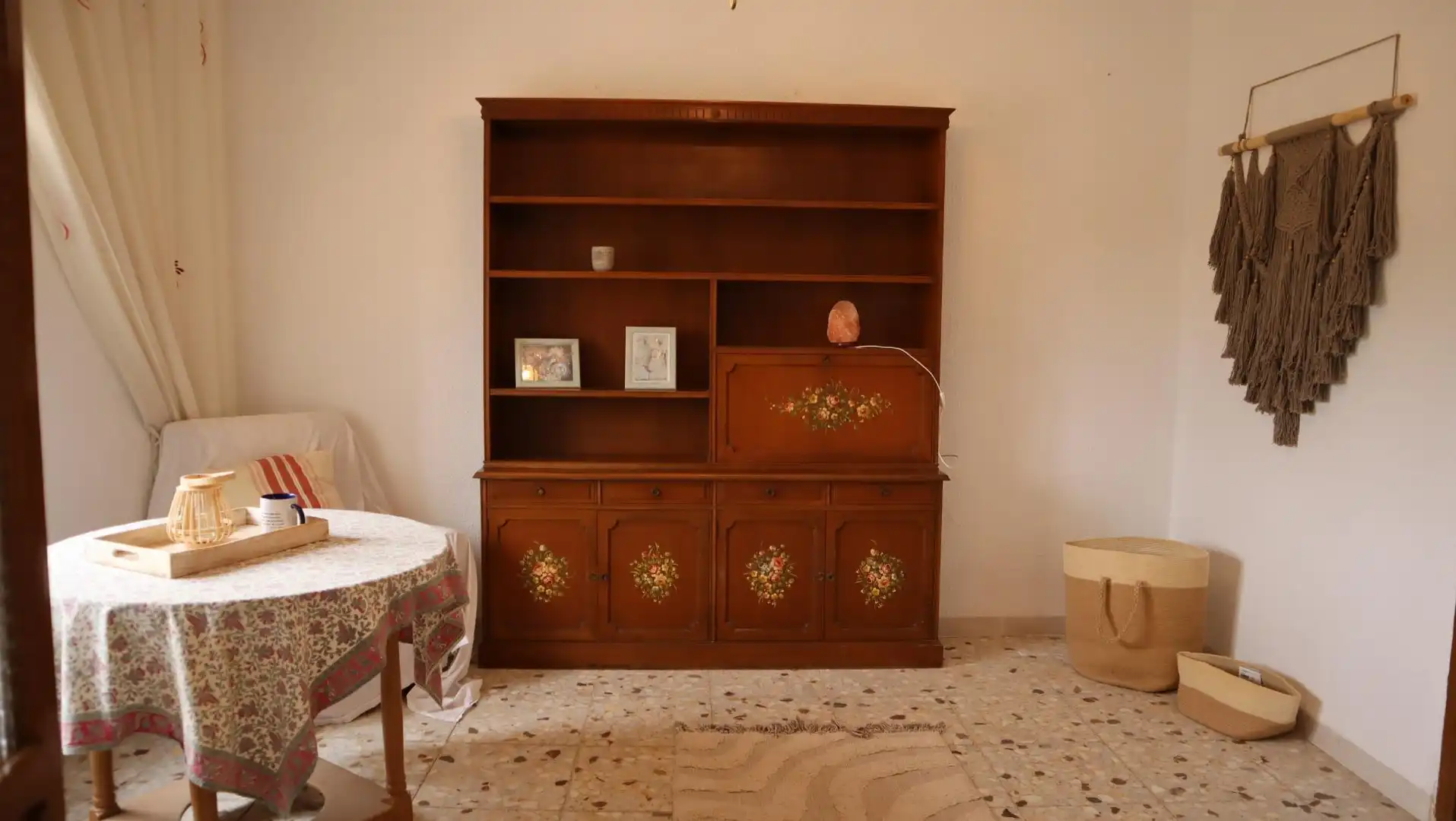 Sala de estar de Casa adosada en venta en Tobarra con Jardín privado, Terraza y Trastero