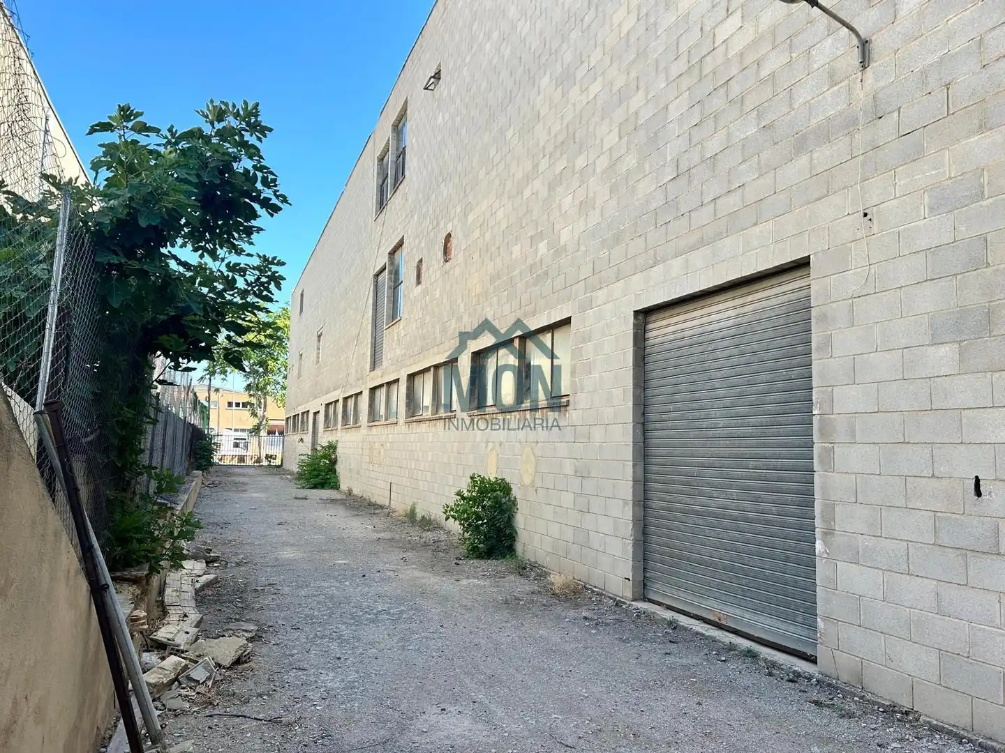 Industrial building with lift to rent in Fuente del Jarro, imagen 20