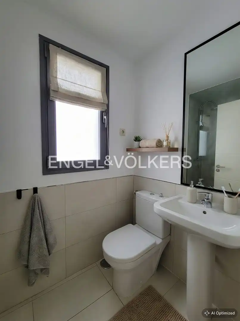 Baño de Piso en venta en Madrid con Calefacción y Piscina