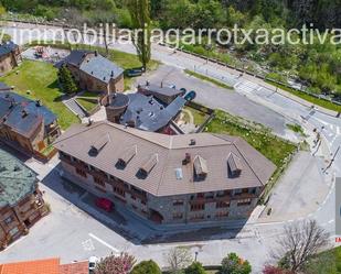 Vista exterior de Finca rústica en venda en Setcases amb Terrassa i Balcó