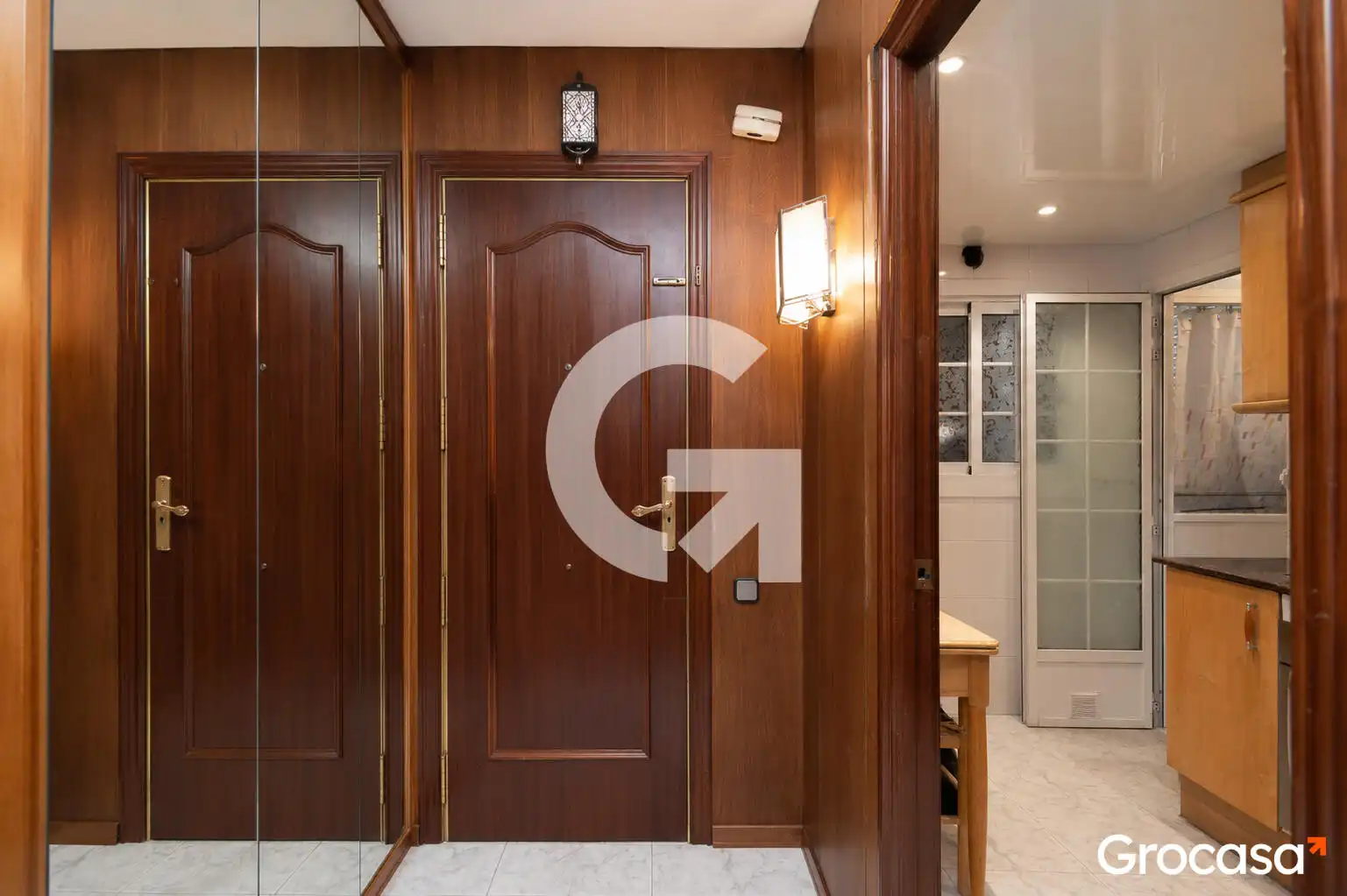 Flat for sale in Cornellà de Llobregat  with Air Conditioner, Furnished and Oven